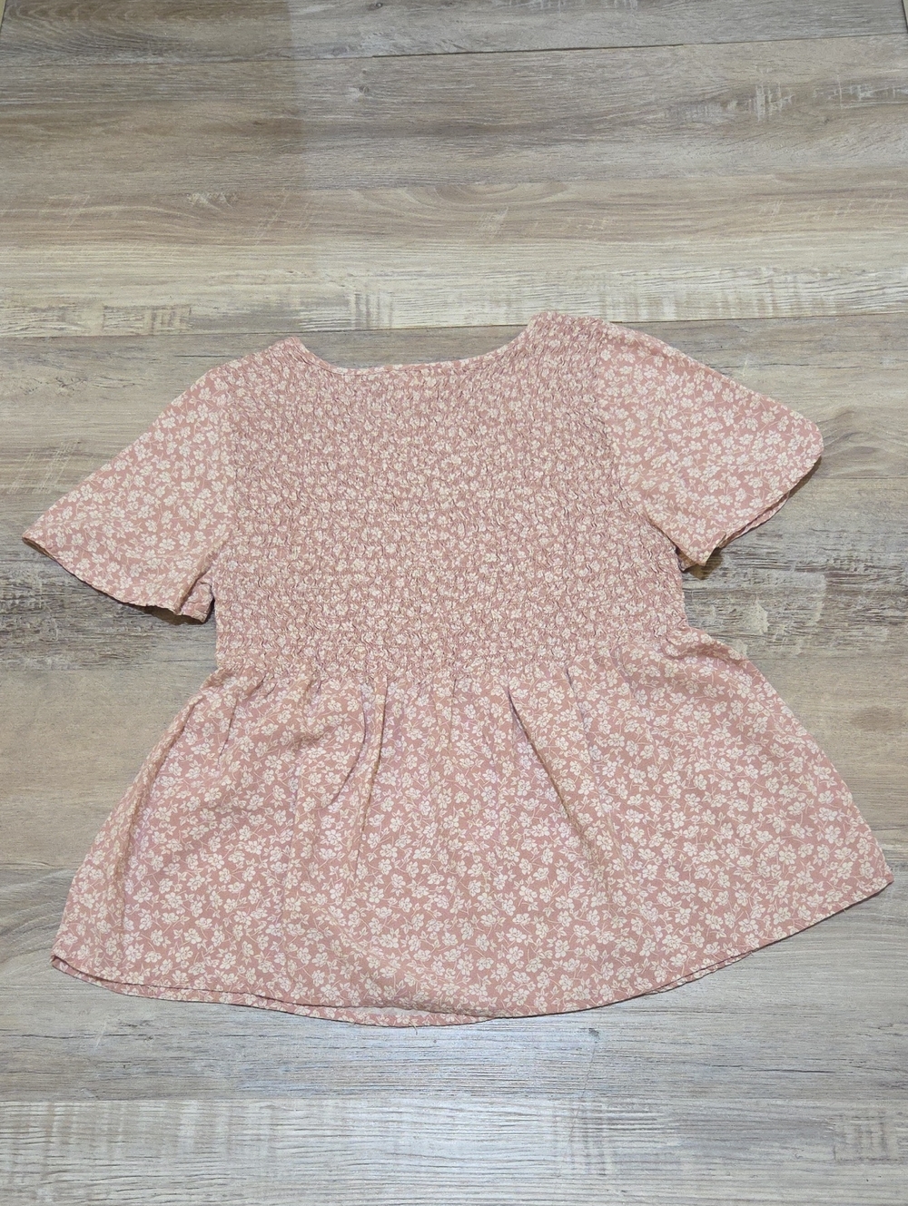 Urban Romantics Rose-Pink Floral Smocked Peplum Short Sleeve Top Womens S - Picture 6 of 6